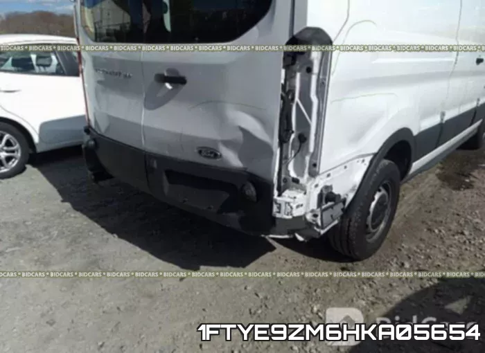 1FTYE9ZM6HKA05654_6.webp