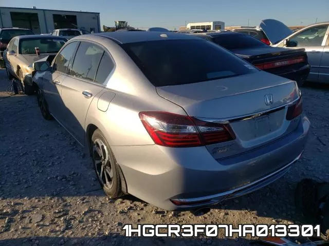1HGCR3F07HA013301_3.webp