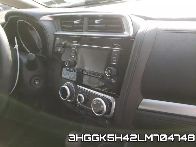 3HGGK5H42LM704748_9.webp