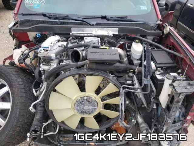 1GC4K1EY2JF183576_7.webp