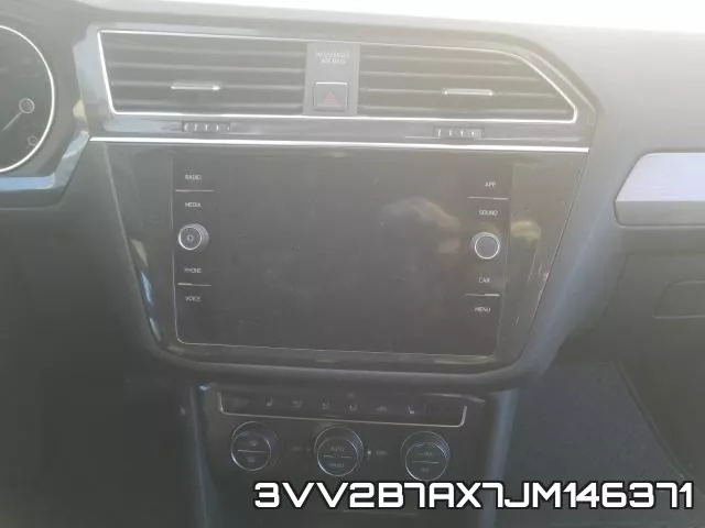 3VV2B7AX7JM146371_9.webp