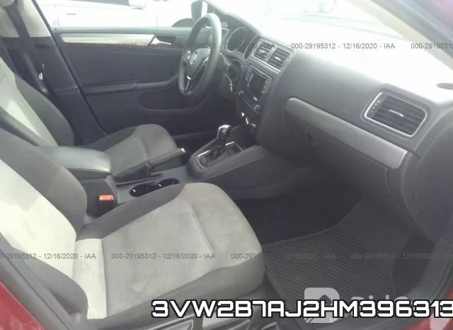 3VW2B7AJ2HM396313_5.webp