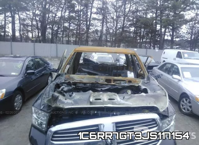 1C6RR7GT3JS117154_6.webp
