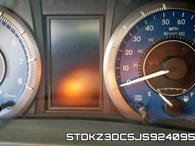 5TDKZ3DC5JS924095_8.webp