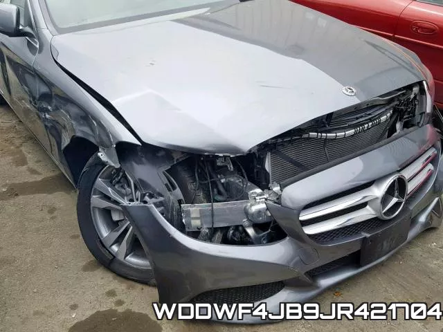 WDDWF4JB9JR421704_9.webp