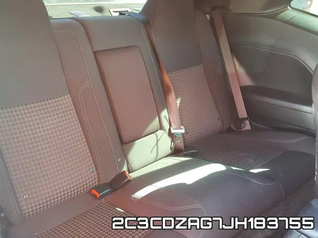 2C3CDZAG7JH183755_6.webp