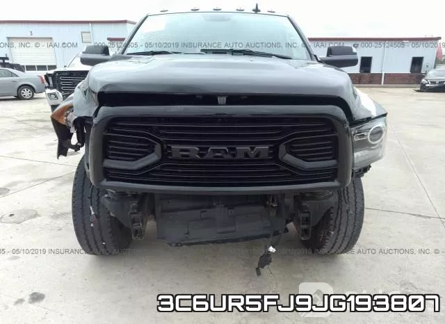 3C6UR5FJ9JG193807