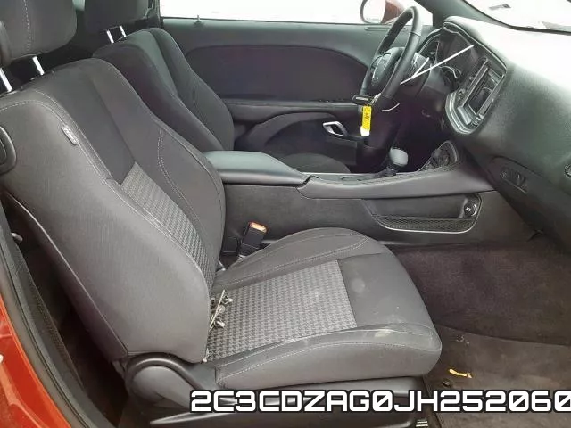 2C3CDZAG0JH252060_5.webp