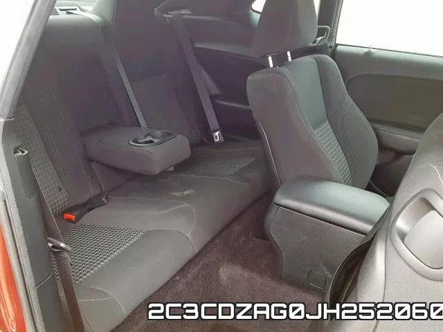 2C3CDZAG0JH252060