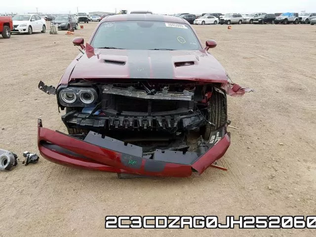 2C3CDZAG0JH252060_9.webp