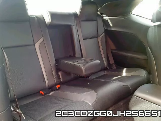 2C3CDZGG0JH256651_6.webp