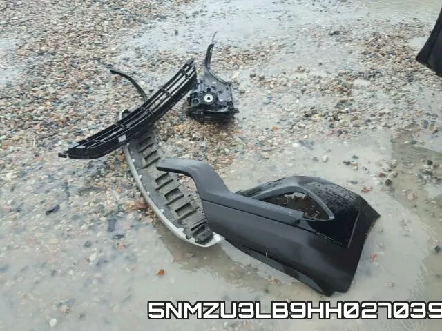 5NMZU3LB9HH027039_9.webp