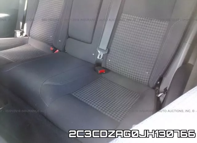 2C3CDZAG0JH130766_8.webp