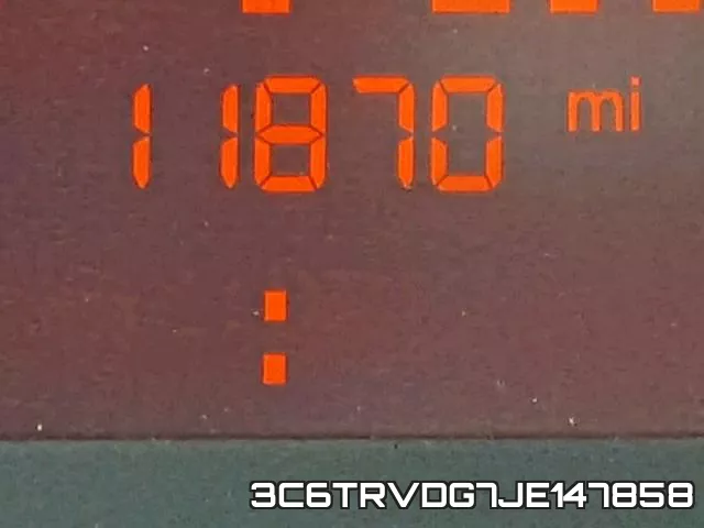 3C6TRVDG7JE147858_8.webp