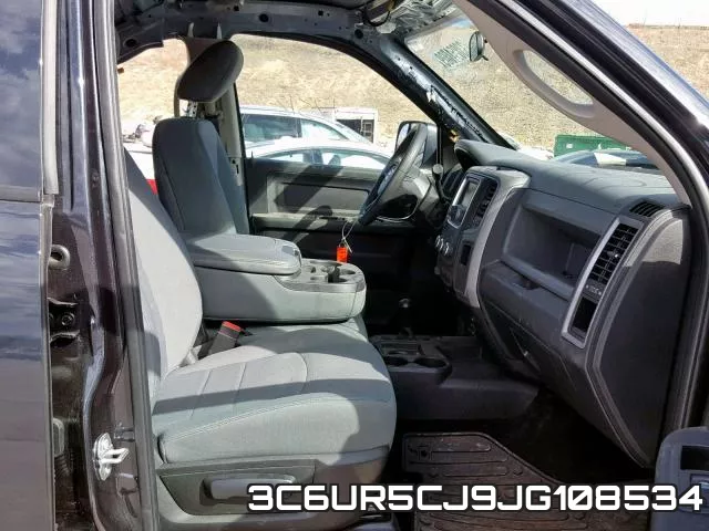 3C6UR5CJ9JG108534