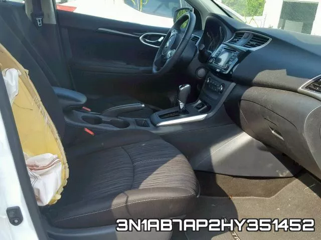 3N1AB7AP2HY351452_5.webp