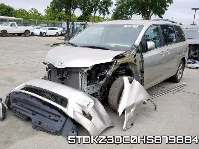 5TDKZ3DC0HS879884_2.webp
