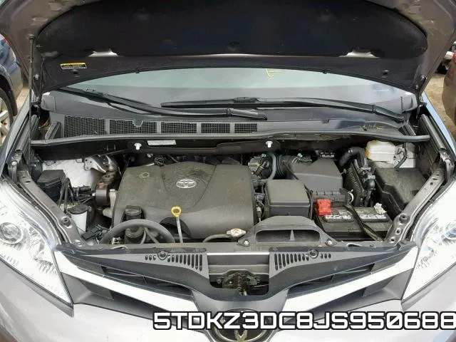 5TDKZ3DC8JS950688_7.webp