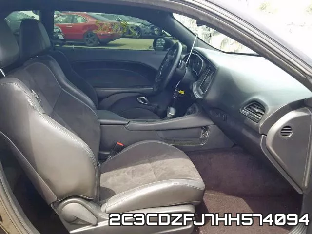 2C3CDZFJ7HH574094_5.webp