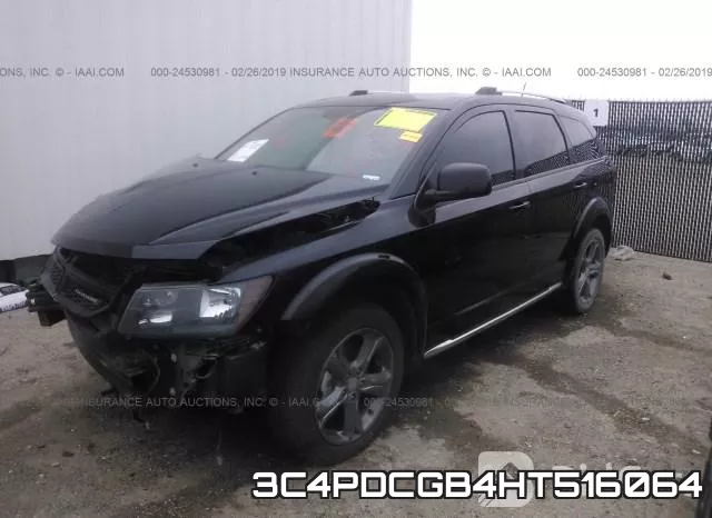 3C4PDCGB4HT516064_2.webp
