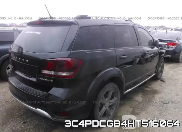 3C4PDCGB4HT516064_4.webp
