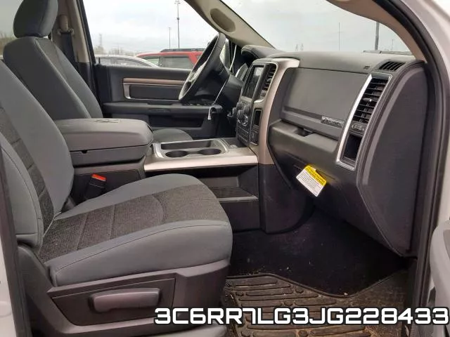 3C6RR7LG3JG228433_5.webp