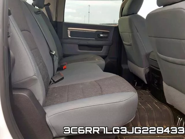 3C6RR7LG3JG228433_9.webp
