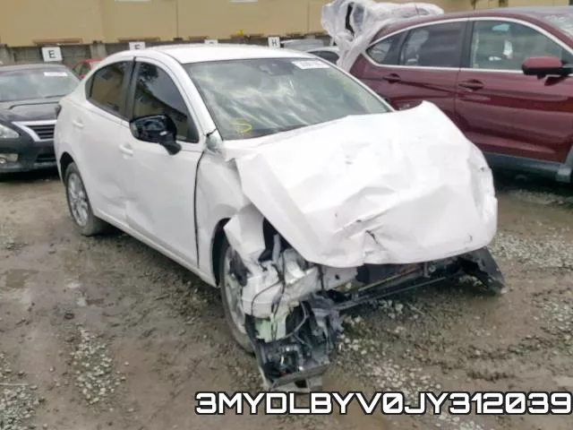 3MYDLBYV0JY312039_1.webp