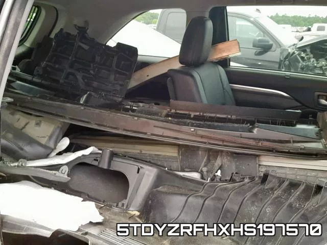 5TDYZRFHXHS197570_9.webp