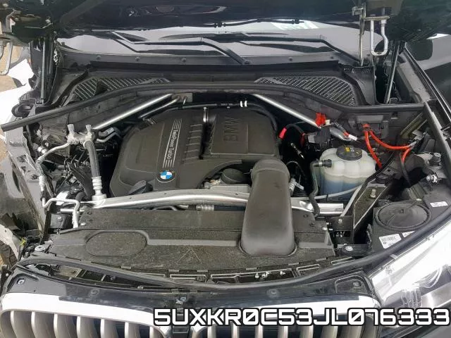 5UXKR0C53JL076333_7.webp