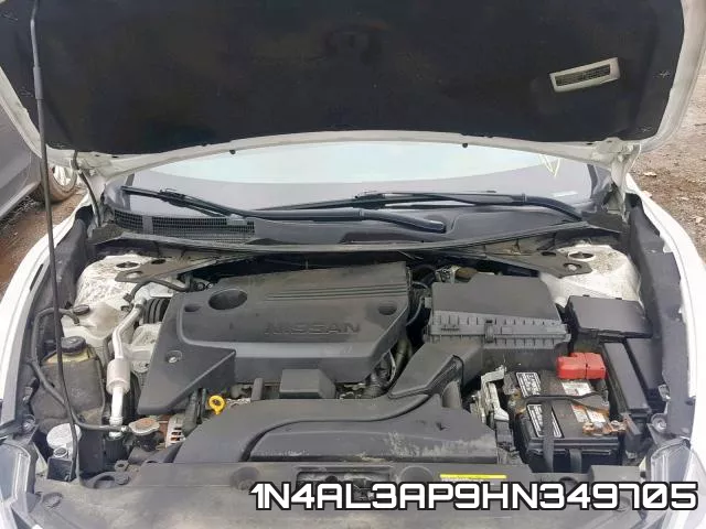 1N4AL3AP9HN349705_7.webp