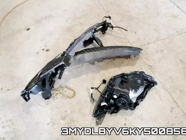 3MYDLBYV6KY500856
