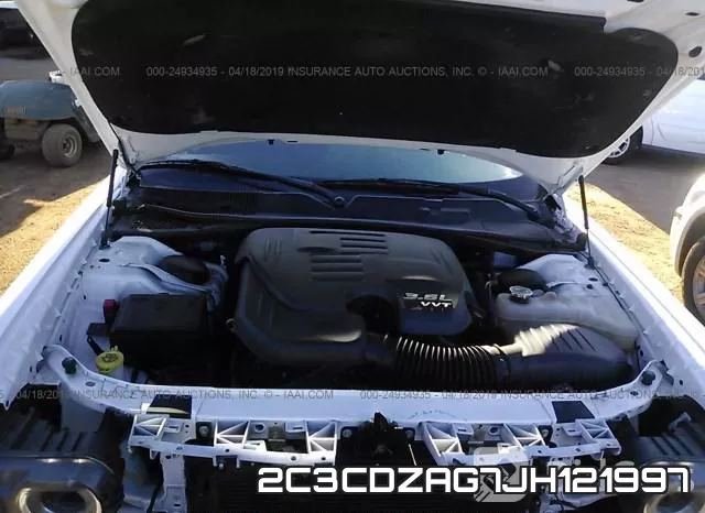 2C3CDZAG7JH121997_10.webp