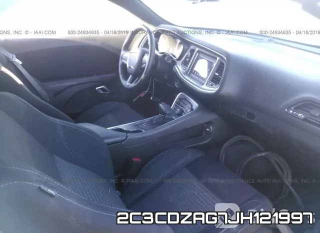 2C3CDZAG7JH121997_5.webp