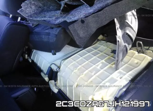 2C3CDZAG7JH121997_8.webp