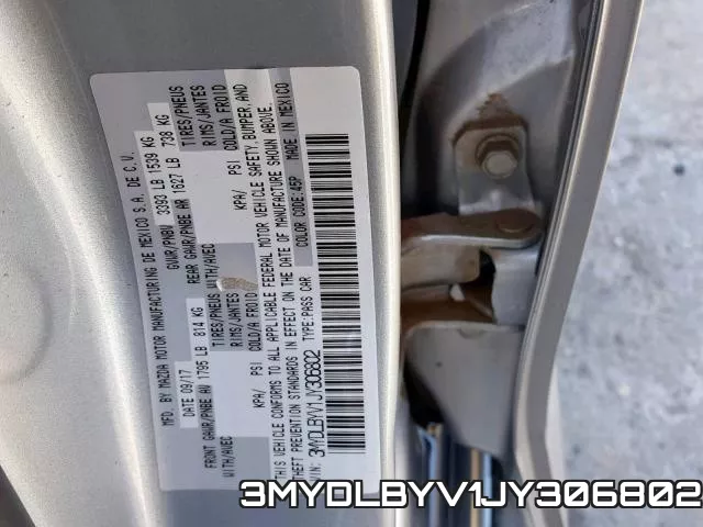 3MYDLBYV1JY306802_10.webp