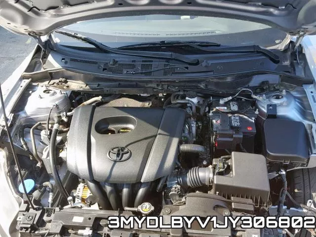 3MYDLBYV1JY306802_7.webp