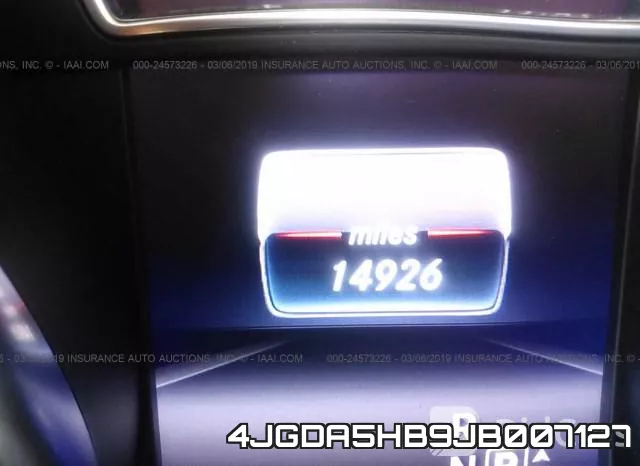 4JGDA5HB9JB007127_7.webp