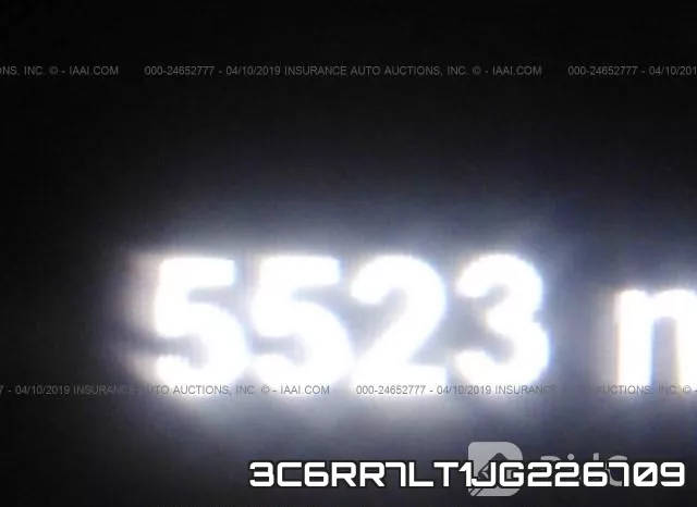 3C6RR7LT1JG226709_7.webp