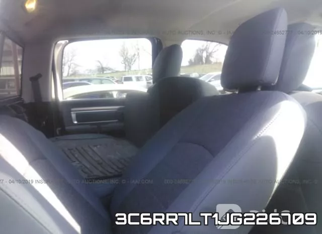 3C6RR7LT1JG226709_8.webp
