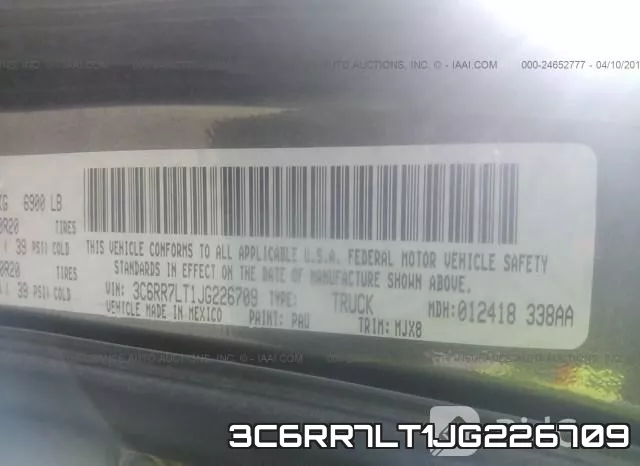 3C6RR7LT1JG226709_9.webp