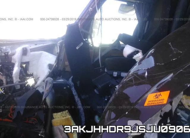 3AKJHHDR9JSJU0906