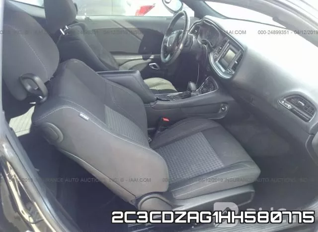 2C3CDZAG1HH580775_5.webp