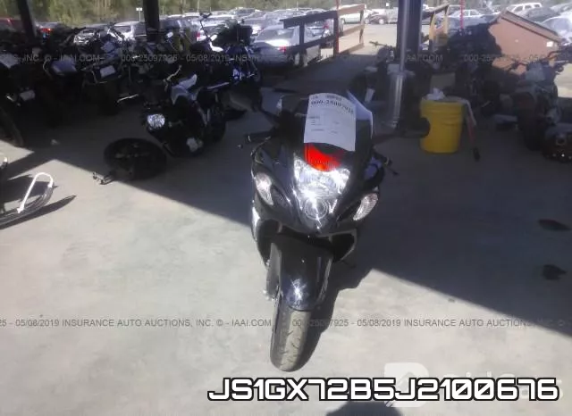 JS1GX72B5J2100676_5.webp