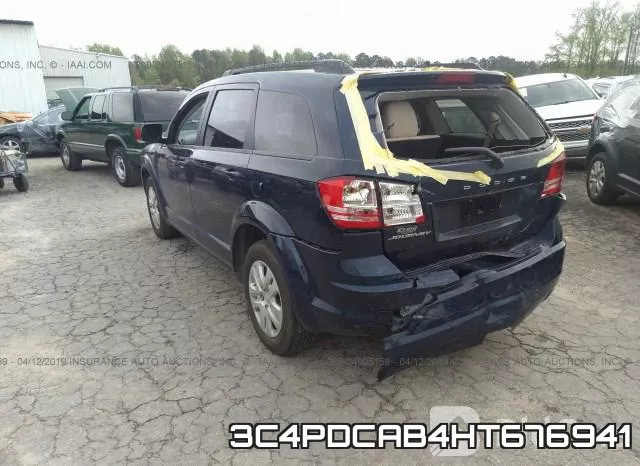 3C4PDCAB4HT676941_3.webp