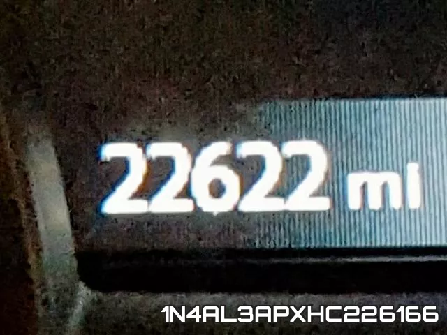 1N4AL3APXHC226166_8.webp