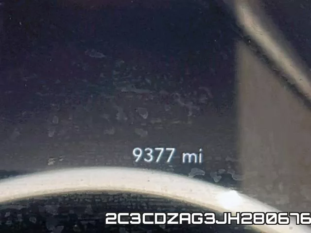 2C3CDZAG3JH280676_8.webp