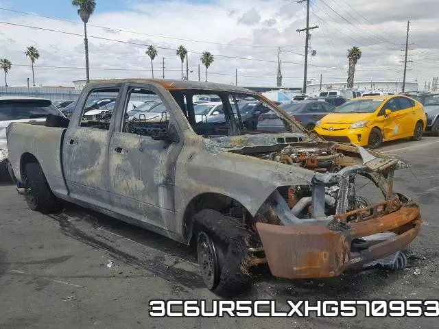 3C6UR5CLXHG570953_1.webp