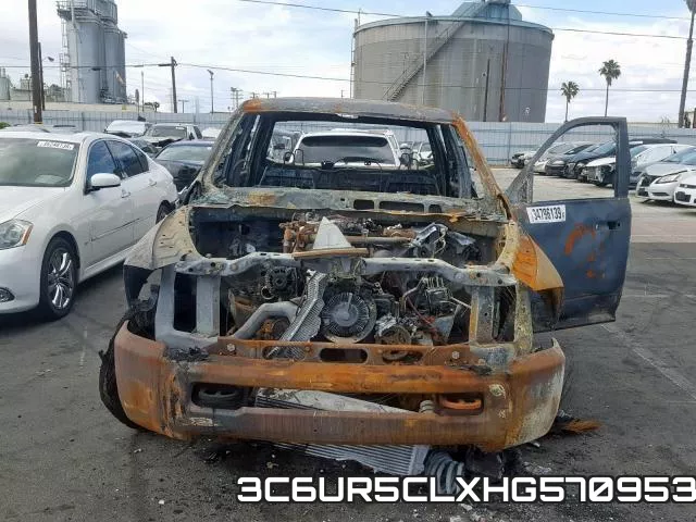 3C6UR5CLXHG570953_10.webp