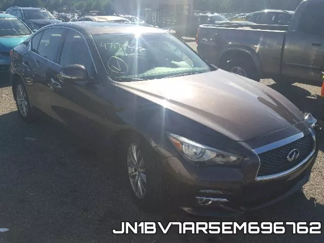 JN1BV7AR5EM696762